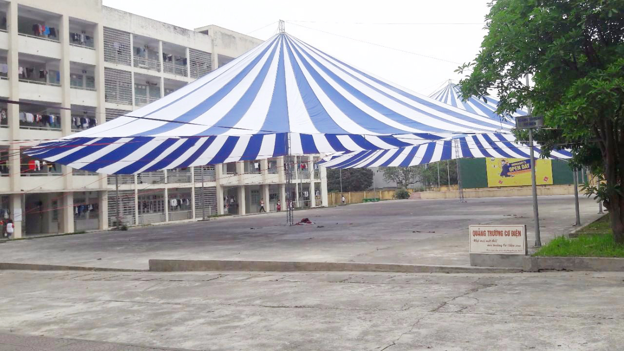 Large Event Canopies for Outdoor Events, Schools & Businesses 4 Large Event Umbrellas for Outdoor Events Schools Businesses 4