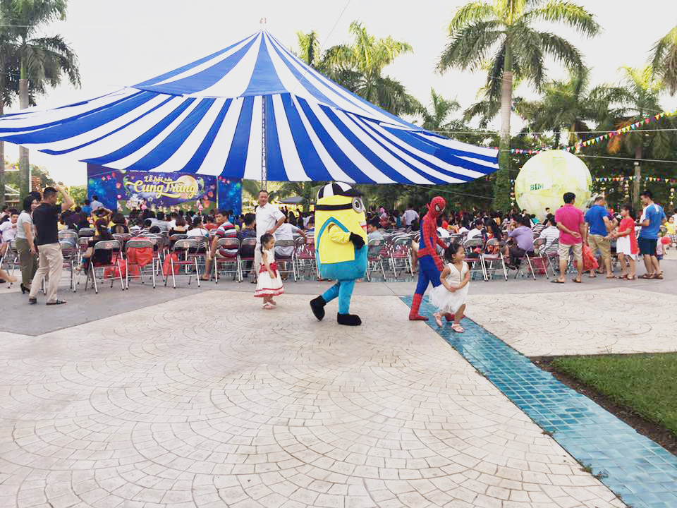 Large Event Canopies for Outdoor Events, Schools & Businesses 1 Large Event Umbrellas for Outdoor Events Schools Businesses 6